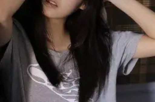 内娱开年地震！30岁网红司晓迪爆料睡遍顶流48小时反转封账号